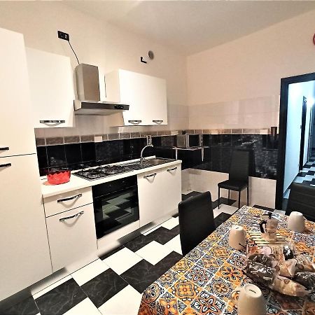 ג'נובה Casa Vacanza Laura מראה חיצוני תמונה