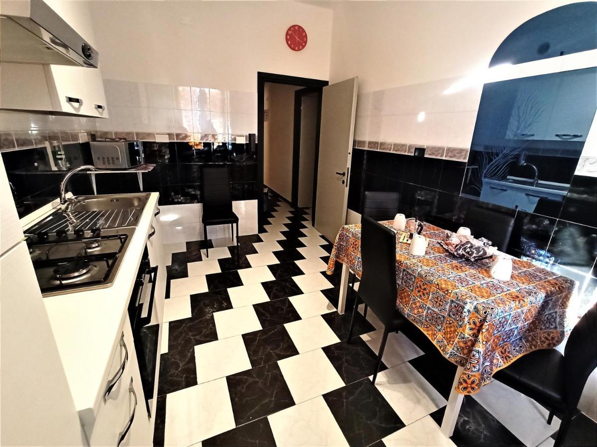 ג'נובה Casa Vacanza Laura מראה חיצוני תמונה