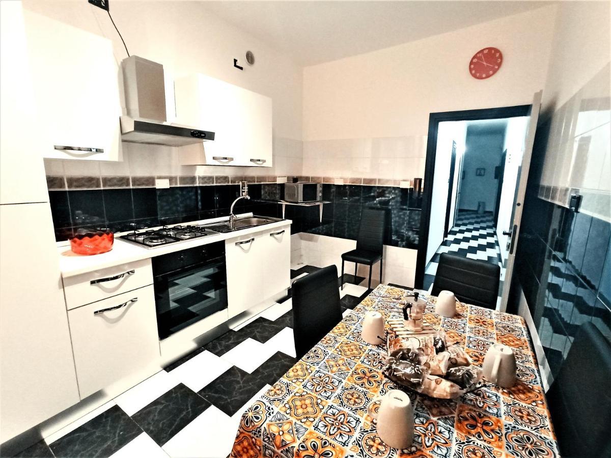 ג'נובה Casa Vacanza Laura מראה חיצוני תמונה